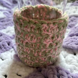 Crochet Cozy in Pink and Green